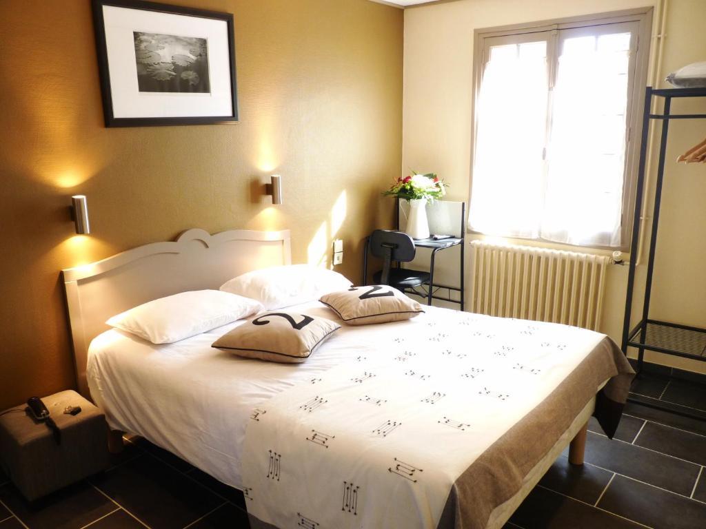 Hotel-Restaurant La P'Tite Auberge Lillebonne Pokoj fotografie